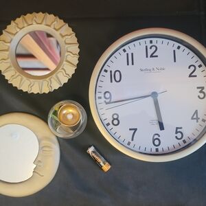EUC! 3P ROUND GOLD WALL CLOCK +2 MIRRORED WALL PLAQUES SUN & MOON + FREE GIFT!